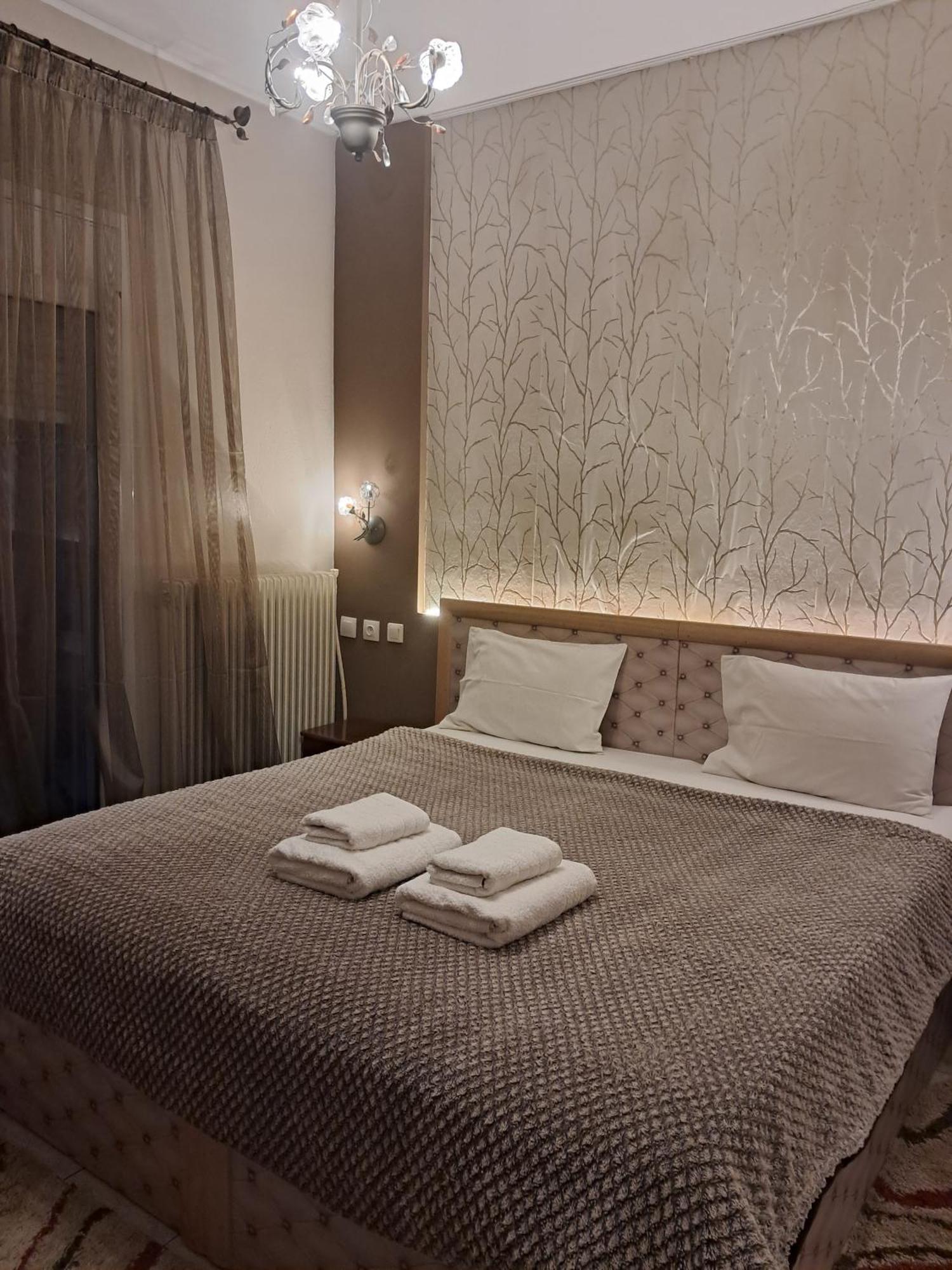 Erodios Guesthouse Káto Loutrákion Eksteriør billede