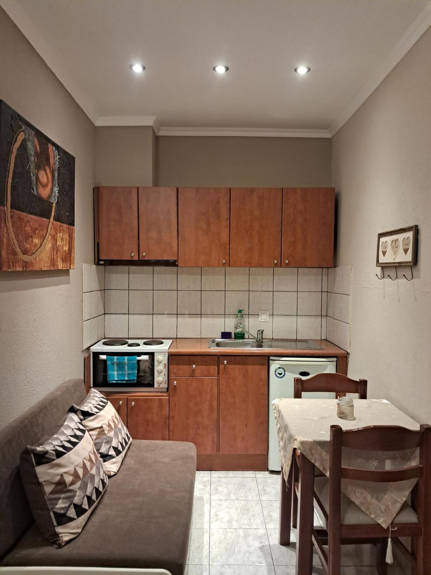 Erodios Guesthouse Káto Loutrákion Eksteriør billede